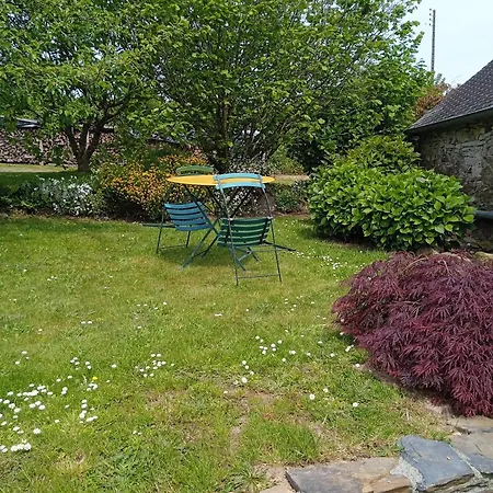Chaleureuse Maisonnette Lopérec
